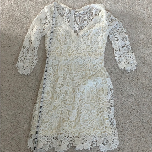 Never worn white lace dress - Picture 5 of 9
